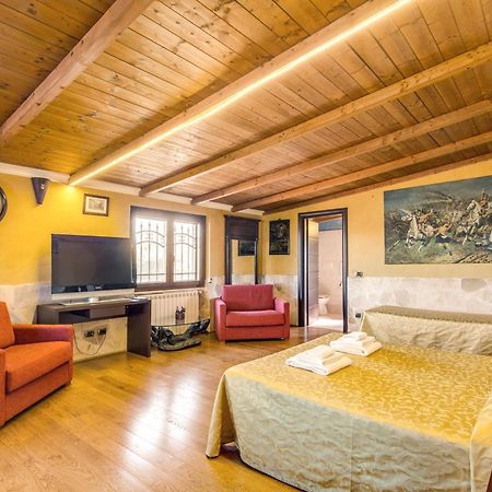 Villa Gengi Ardea Bagian luar foto